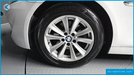 BMW 5 SERIES 520D