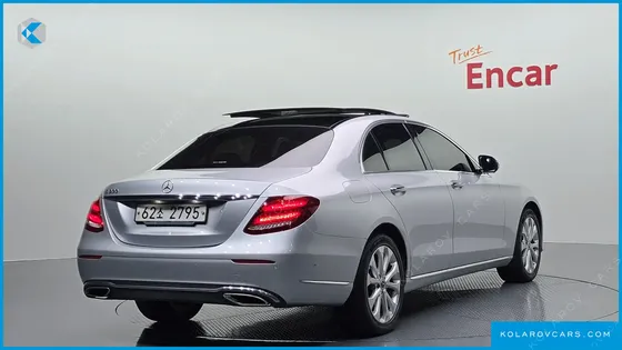 MERCEDES E-CLASS E300 EXCLUSIVE