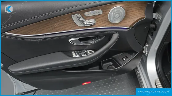 MERCEDES E-CLASS E300 EXCLUSIVE