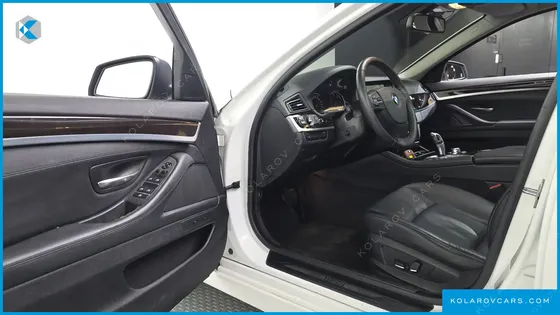 BMW 5 SERIES 520D