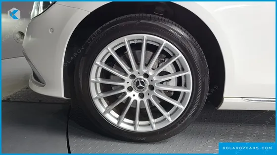 MERCEDES E-CLASS E220D 4MATIC EXCLUSIVE