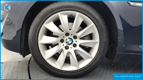 BMW 5 SERIES 528I
