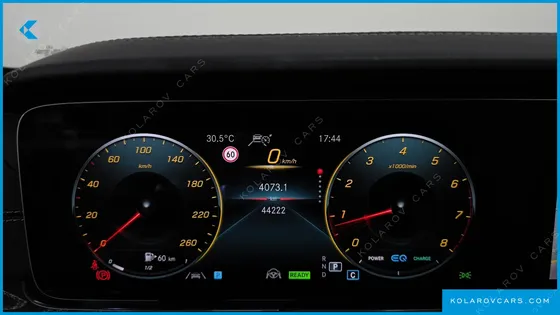 MERCEDES E-CLASS E350 4MATIC AMG LINE