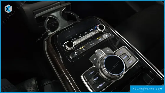 GENESIS EQ900 3.8 GDI
