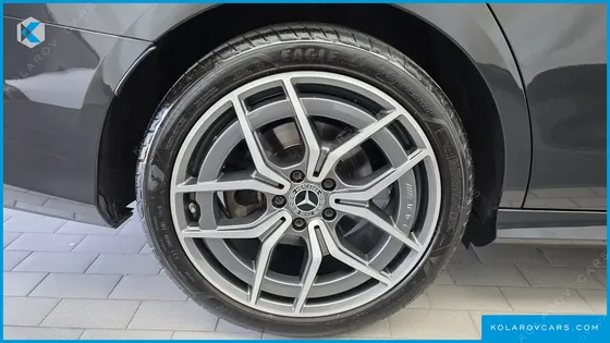 MERCEDES E-CLASS E220D 4MATIC AMG LINE