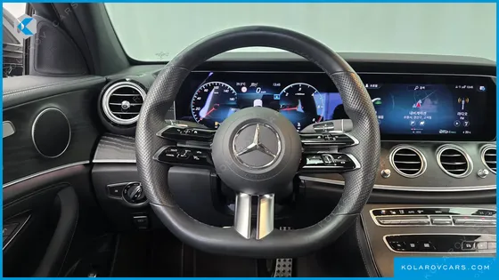MERCEDES E-CLASS E220D 4MATIC AMG LINE