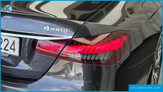 MERCEDES E-CLASS E220D 4MATIC AMG LINE