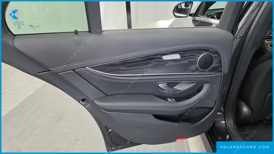 MERCEDES E-CLASS E220D 4MATIC AMG LINE