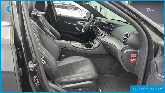 MERCEDES E-CLASS E220D 4MATIC AMG LINE