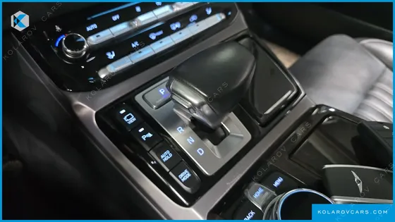 GENESIS EQ900 3.8 GDI AWD
