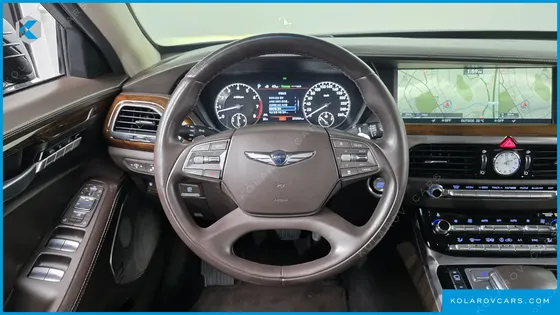 GENESIS EQ900 5.0 GDI AWD LIMOUSINE