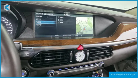 GENESIS EQ900 5.0 GDI AWD LIMOUSINE