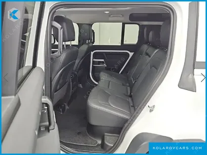 LAND ROVER DEFENDER 110 D250 SE