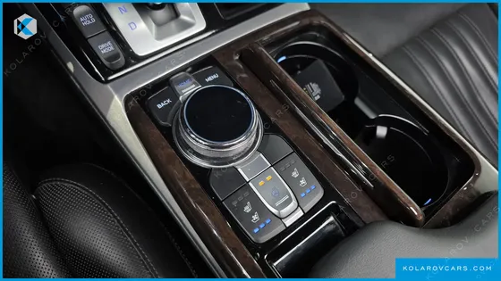 GENESIS EQ900 3.8 GDI AWD