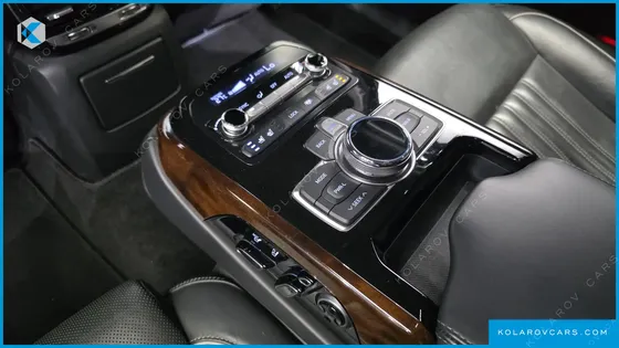 GENESIS EQ900 5.0 GDI AWD
