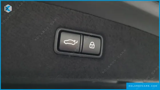 GENESIS EQ900 5.0 GDI AWD