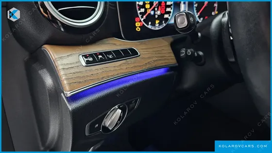 MERCEDES E-CLASS E300 4MATIC EXCLUSIVE