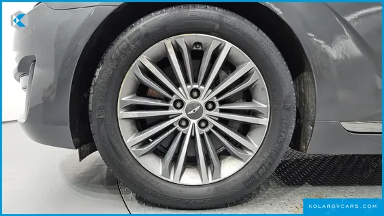 GENESIS EQ900 3.8 GDI AWD