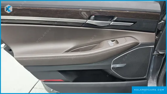 GENESIS EQ900 3.8 GDI AWD