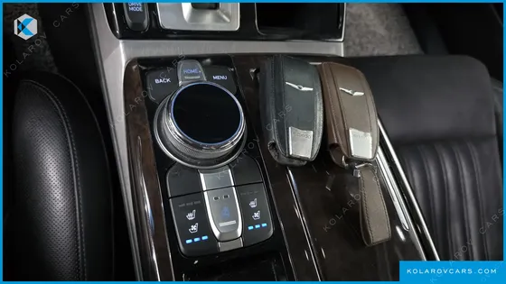 GENESIS EQ900 3.8 GDI AWD