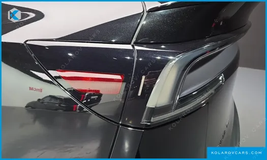 TESLA MODEL Y L LONG RANGE AWD
