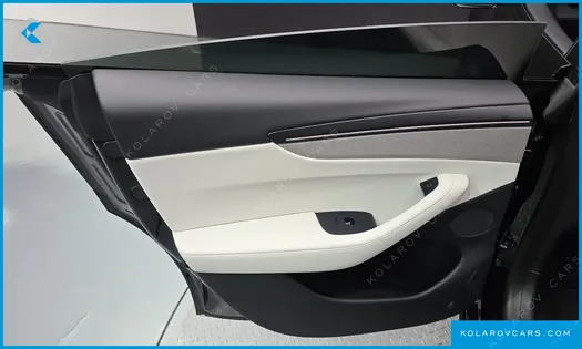 TESLA MODEL Y L LONG RANGE AWD