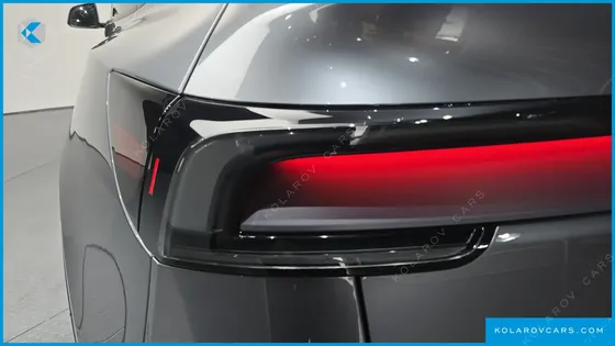 TESLA MODEL Y PREMIUM LONG RANGE AWD