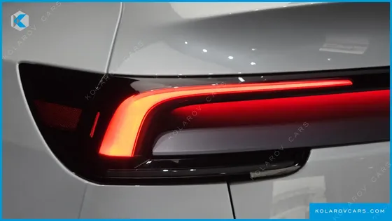 TESLA MODEL Y PREMIUM LONG RANGE AWD