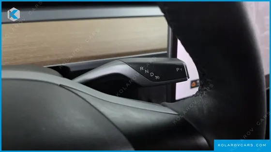 TESLA MODEL Y STANDARD RANGE RWD