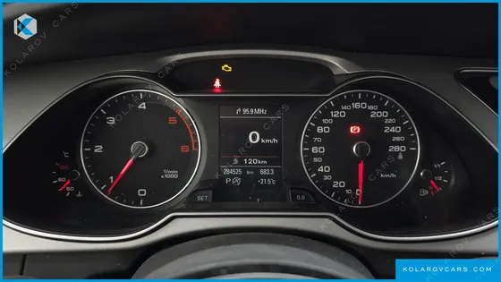 AUDI A4 30 TDI DYNAMIC