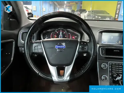 VOLVO S60 D2