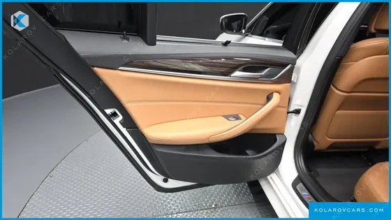 BMW 5 SERIES 520I M SPORT