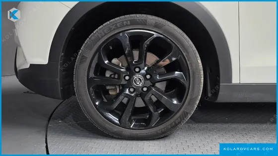 KGM - SSANGYONG TIVOLI LX 2WD