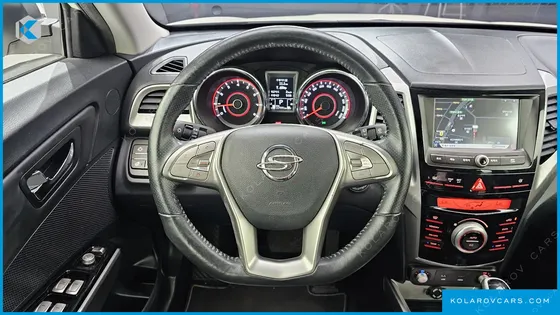KGM - SSANGYONG TIVOLI LX 2WD