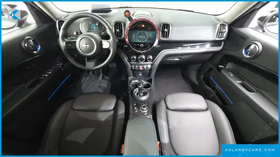MINI COUNTRYMAN CLASSIC PLUS LAUNCH PACK