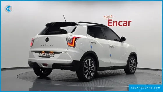 KGM - SSANGYONG TIVOLI LX 2WD