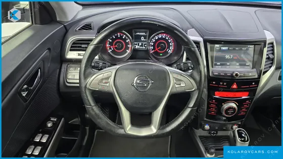 KGM - SSANGYONG TIVOLI LX 2WD