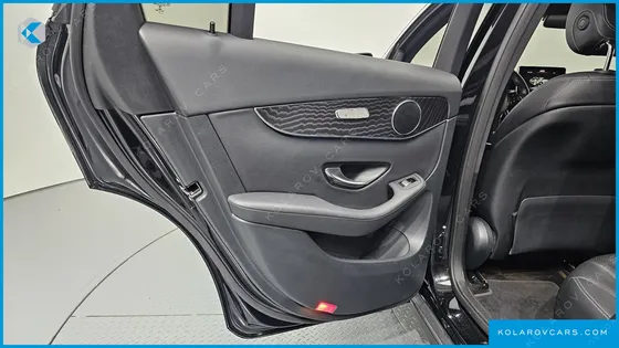 MERCEDES GLC-CLASS GCL300 4MATIC COUPE