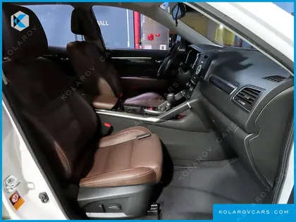 RENAULT KOREA QM6 (KOLEOS) DIESEL 2WD RE SIGNATURE