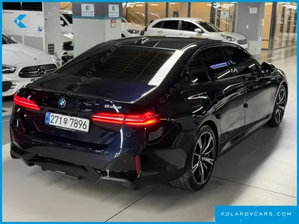 BMW 5 SERIES 530E M SPORT