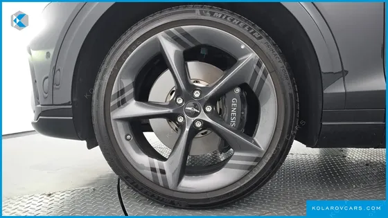 GENESIS GV70 2.5T GASOLINE AWD