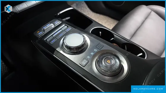 GENESIS GV70 2.5T GASOLINE 2WD