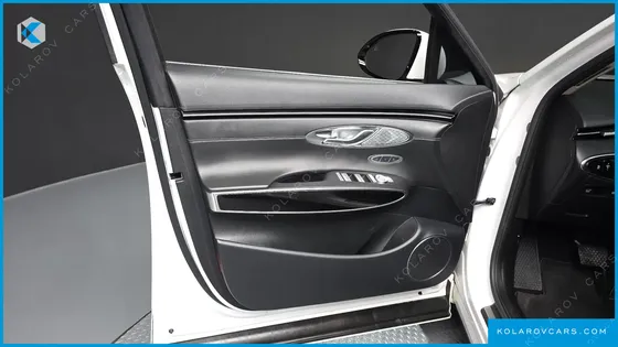 GENESIS GV70 2.5T GASOLINE 2WD