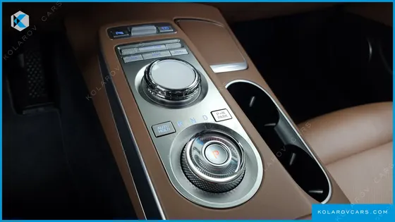 GENESIS GV70 2.5T GASOLINE 2WD