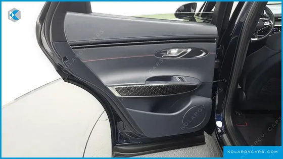 GENESIS GV70 2.5T GASOLINE 2WD