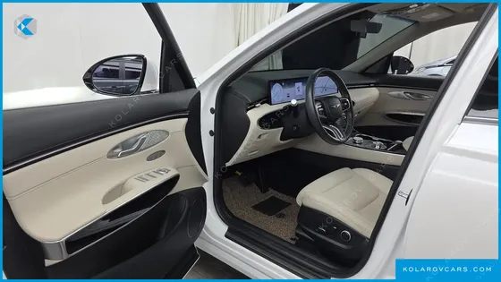 GENESIS GV70 2.5T GASOLINE 2WD