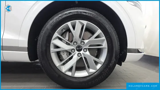 GENESIS GV70 2.5T GASOLINE 2WD