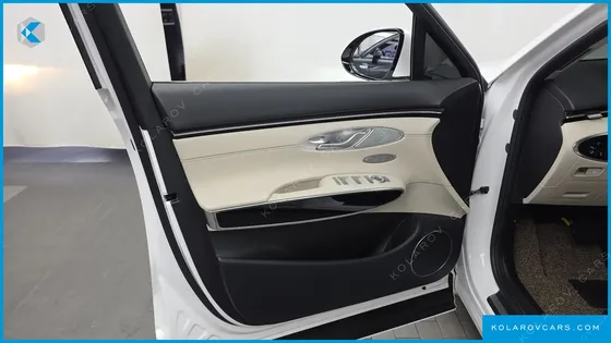 GENESIS GV70 2.5T GASOLINE 2WD