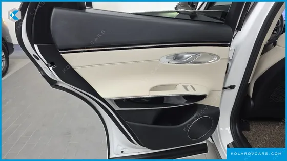 GENESIS GV70 2.5T GASOLINE 2WD