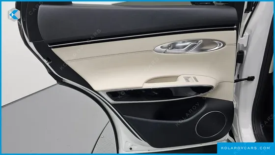 GENESIS GV70 2.5T GASOLINE 2WD